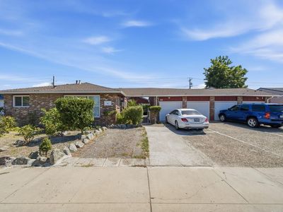 10 Swain Rd