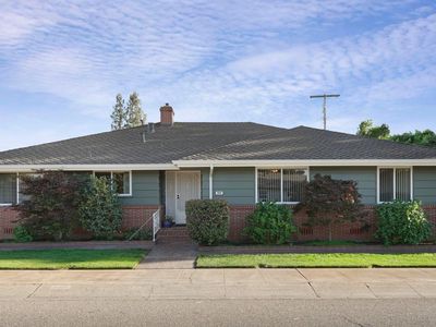 610 W Tokay St