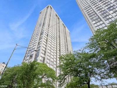 5455 N Sheridan Rd APT 2904