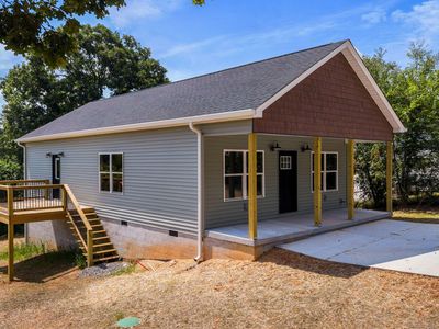 480 Parker Dr NE