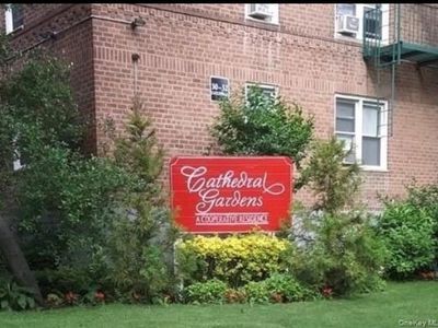 Property at 36 Cathedral Avenue #2D, Hempstead, NY