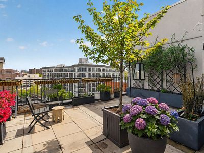 225 E 138th St Unit Penthouse 2