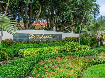 9423 S Hollybrook Lake Dr UNIT 306