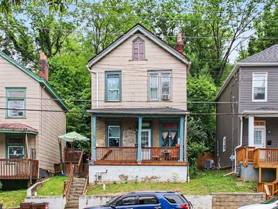 Property at 776 E 10th St, Newport, KY