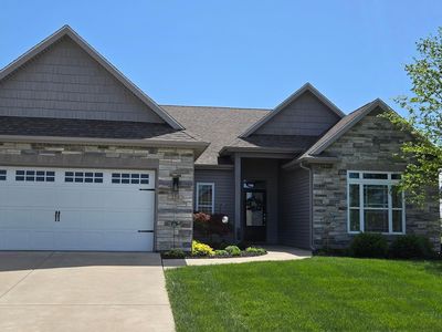 228 Aqueduct Cir