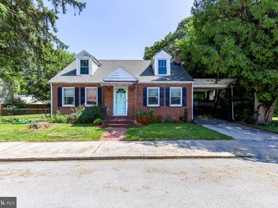 287 College Ave