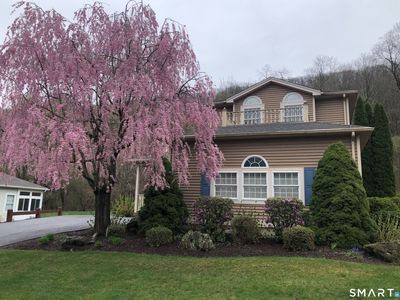 160 Hawthorne Drive #160