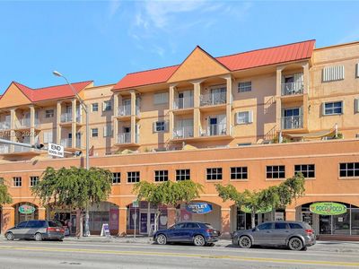 199 SW 12th Ave APT 415B