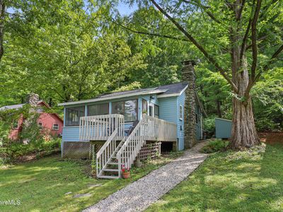 10 Mahkeenac Heights Rd