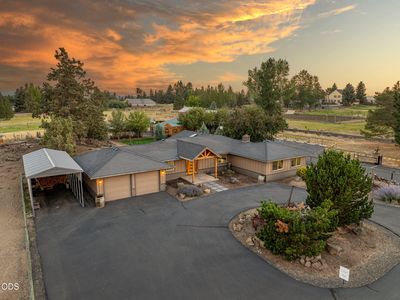 21785 Coyote Dr
