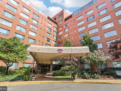 1111 Arlington Blvd APT 431