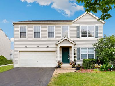 2306 Maple Ridge Dr