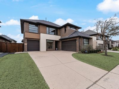 633 Benalla Dr