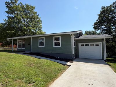 Property at 1120 Hazel St, Pella, IA