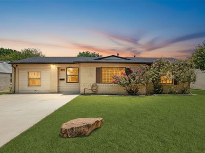 4228 Hyde Park Dr