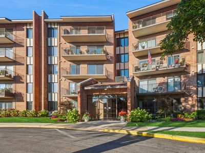 701 Lake Hinsdale Dr APT 309