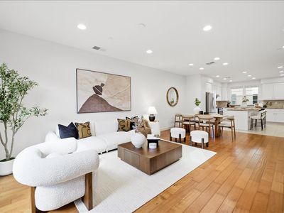 2927 Kaiser Dr