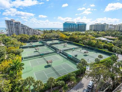 151 Crandon Blvd APT 802