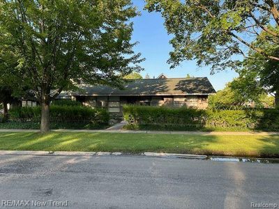 1823 Bradford Rd