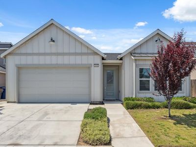 5091 N San Clemente Ave