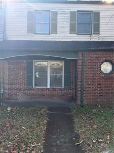 5759 W Hastings Arch