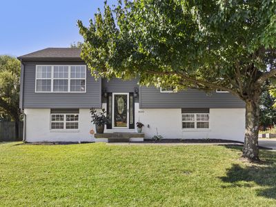 800 Pinoak Dr
