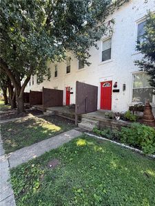 151 Grove Ave