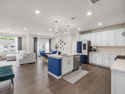 242 Lorhan Dr