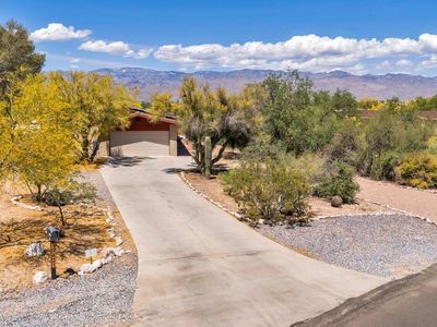 10421 E Calle Del Este