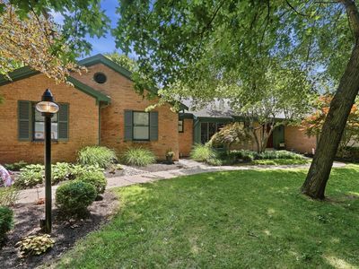 5355 Boomer Rd