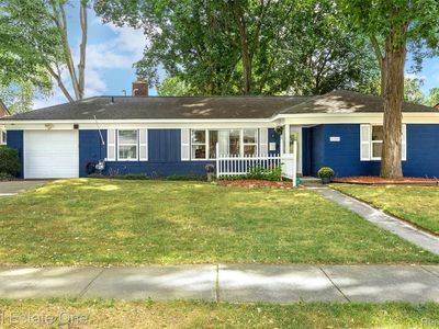 16598 Lexington