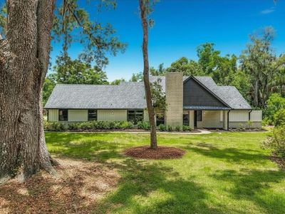 975 Dyson Dr