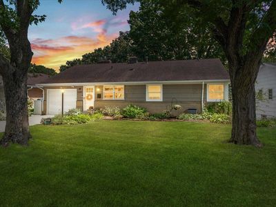 3341 Decatur Ln
