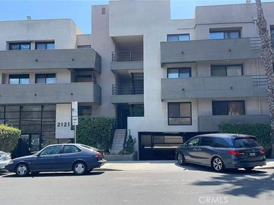 2121 Beloit Ave APT 112