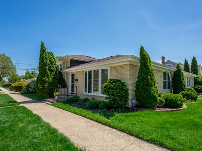 Property at 3873 Brummel St, Skokie, IL