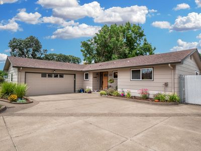 2921 Lansing Ave SE