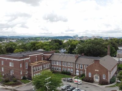 140 E Glenwood Ave UNIT 109