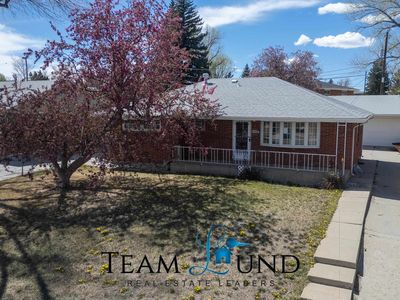 1054 Country Club Rd