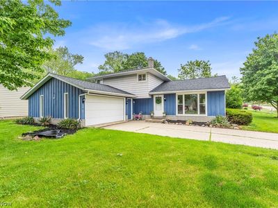 891 Pepperwood Dr