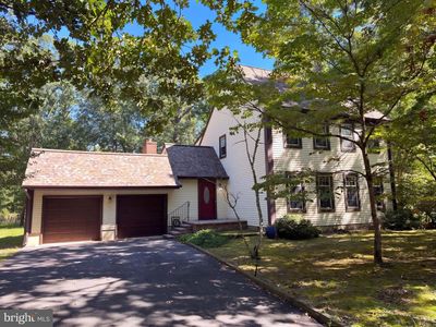 Property at 106 Yorktown Ct, Medford, NJ