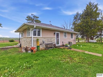 853 F Rd