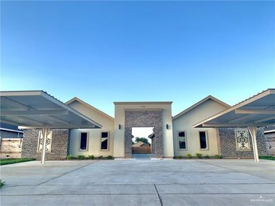 3905 Paola St