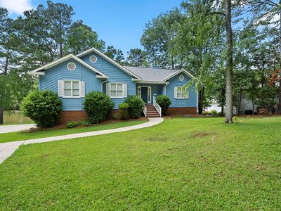 123 Watersedge Rd