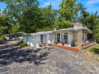 8048 Highland Ave