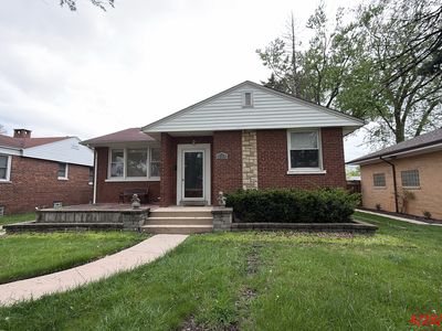 2308 Stratford Ave