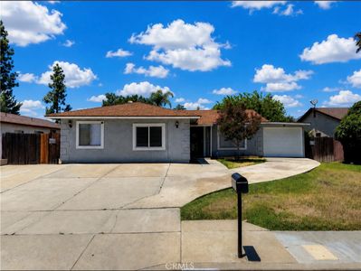 5128 Lakewood Dr