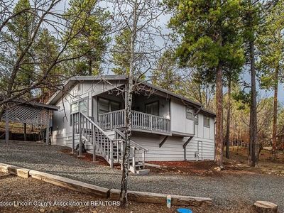 102 Grant Dr