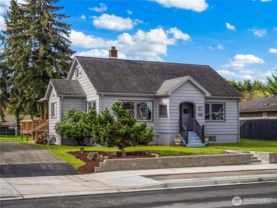 1020 E 64th Street