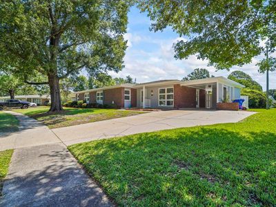748 Yellowwood Ave. #748