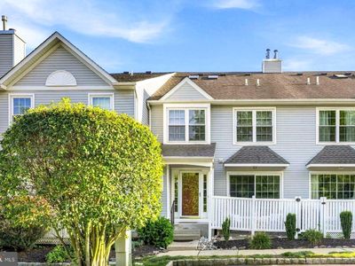 322 Eagle Ct